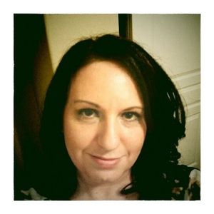 Meet your Posher, Cari